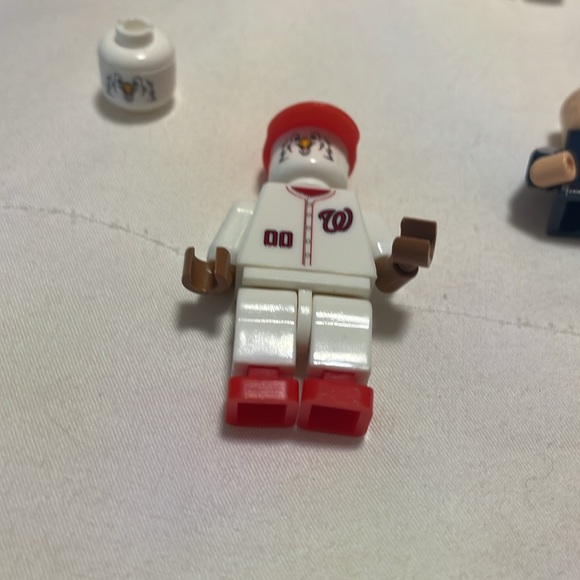 MLB figures mismatched don’t know much about them some missing hands view pic - Picture 2 of 6